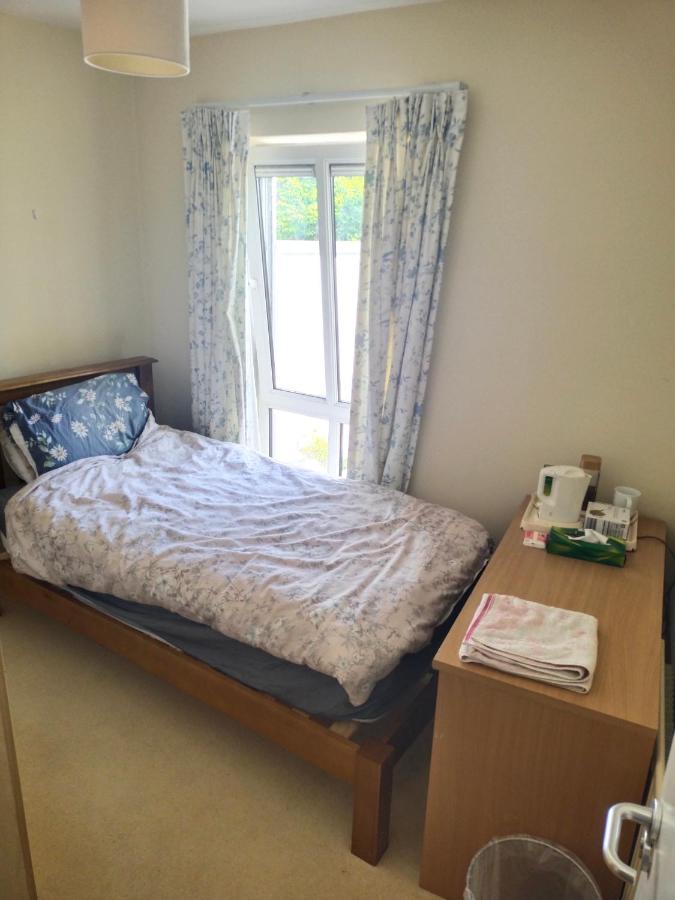 Crescent Apartments Homestay Cork Eksteriør bilde