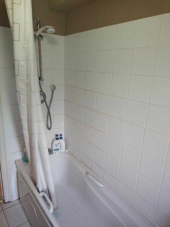 Crescent Apartments Homestay Cork Eksteriør bilde