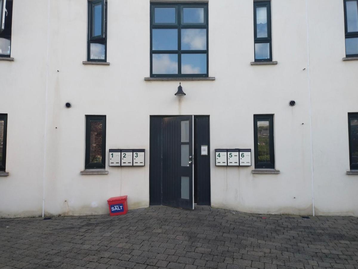 Crescent Apartments Homestay Cork Eksteriør bilde