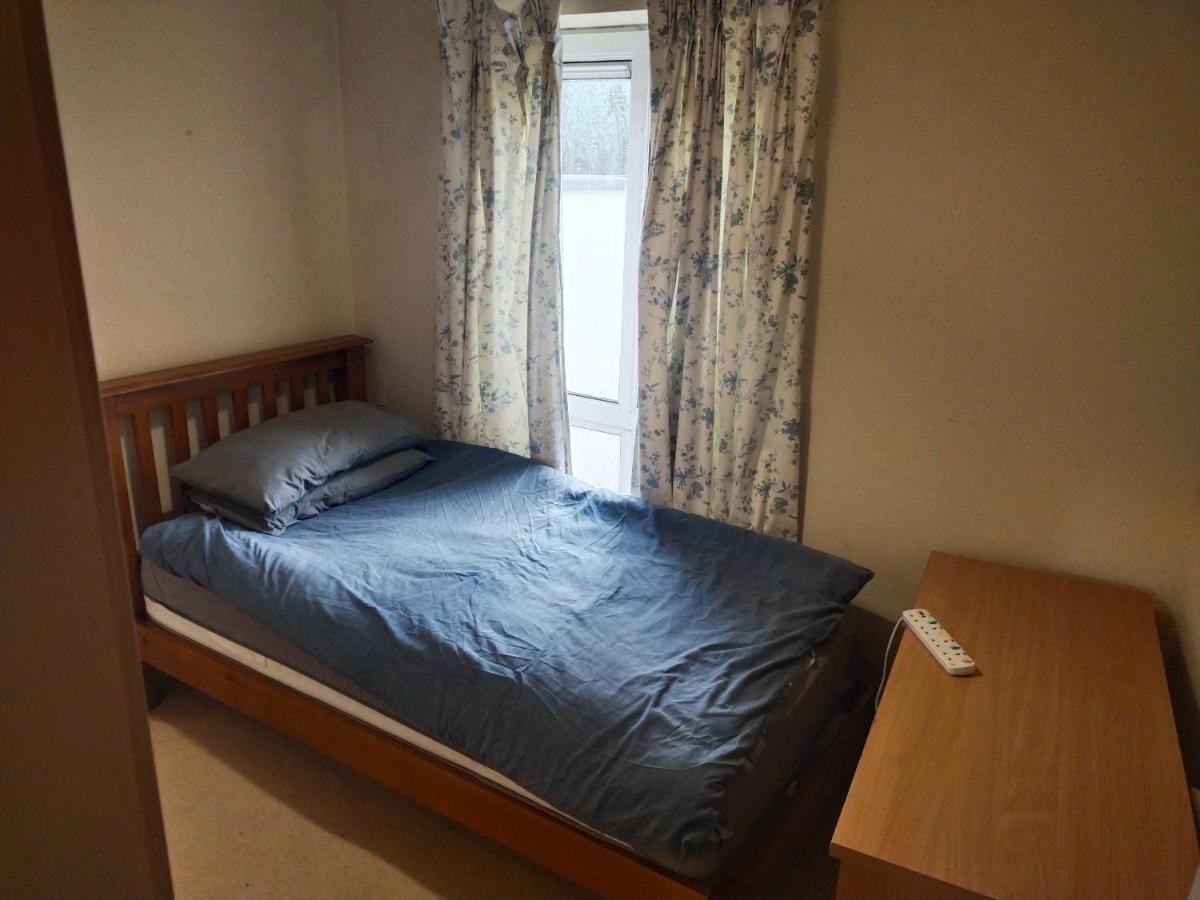 Crescent Apartments Homestay Cork Eksteriør bilde