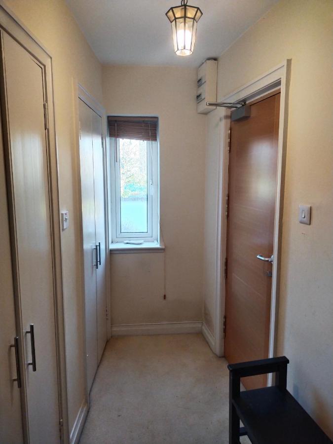 Crescent Apartments Homestay Cork Eksteriør bilde