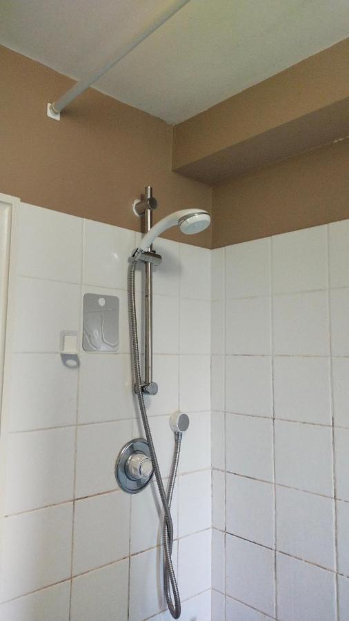 Crescent Apartments Homestay Cork Eksteriør bilde